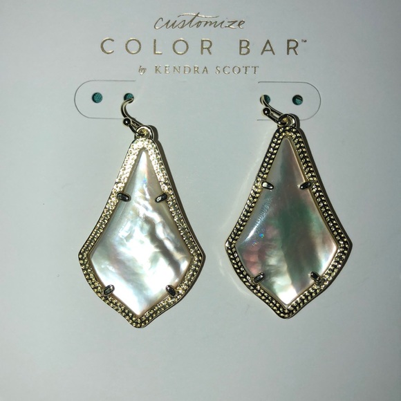Kendra Scott Alex Earrings Ivory Pearl Stone - Picture 2 of 3